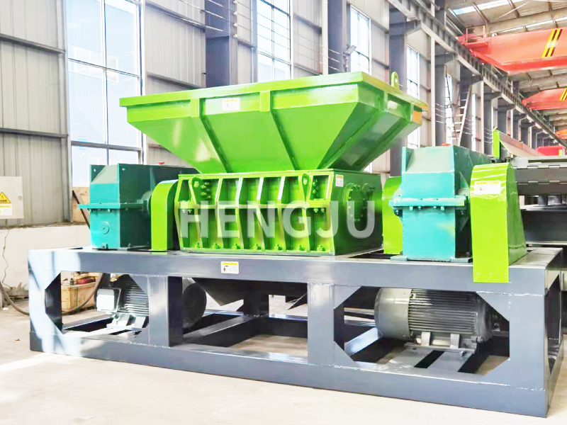 Double Shaft Shredder Machine