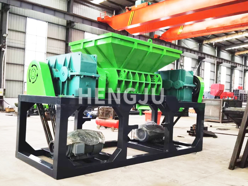 Double Shaft Shredder Machine