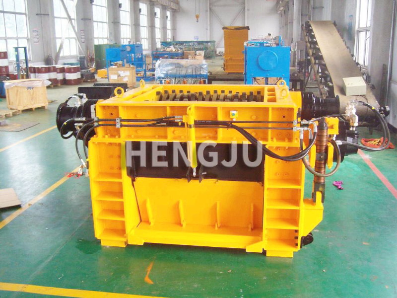 Four Shaft Shredder